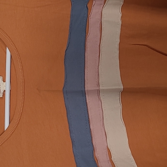 Open back Tank - Picture 4 of 6